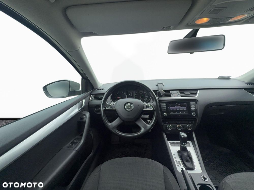 Skoda Octavia 1.6 TDI Ambition DSG - 14