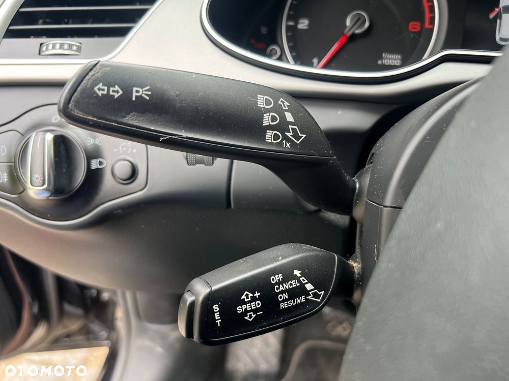 Audi A4 Avant 2.0 TDI 116g DPF Ambiente - 25
