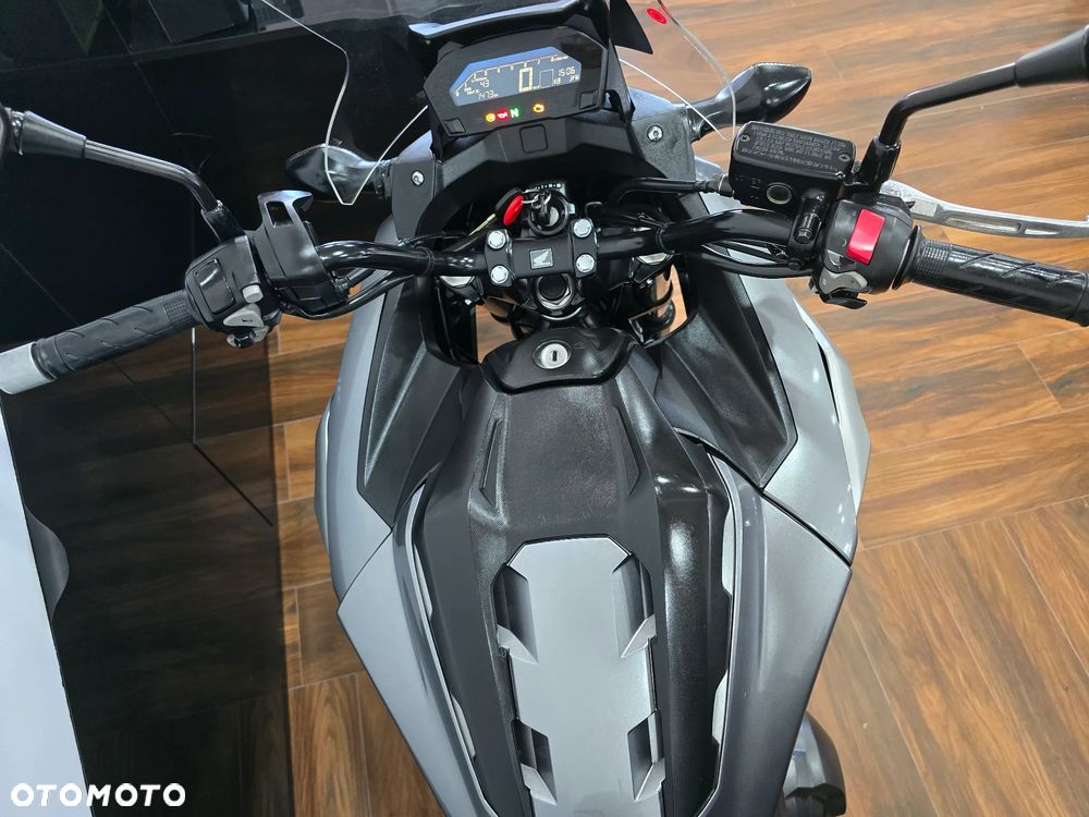 Honda NC - 22