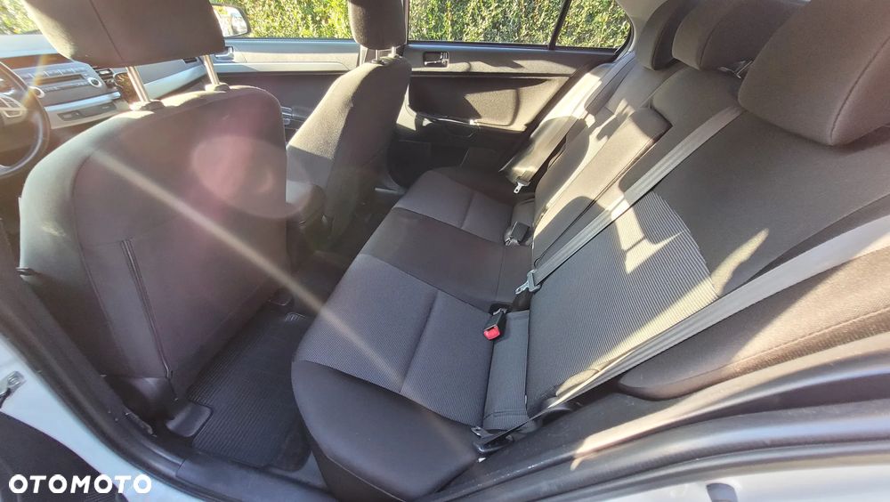 Mitsubishi Lancer - 4