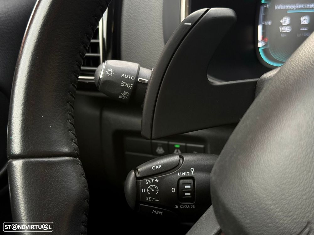 Citroën C5 Aircross 1.6 PureTech Shine EAT8 - 13