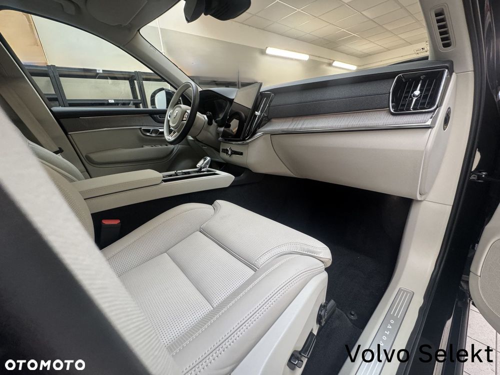 Volvo XC 90 - 29