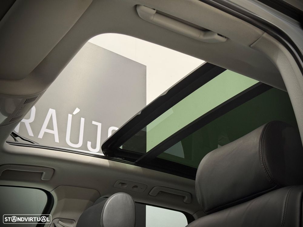 VW Touareg 3.0 TDI V6 Top Tiptronic - 33