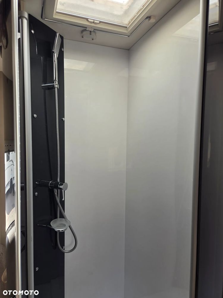 Ford CHAUSSON 716 - 15
