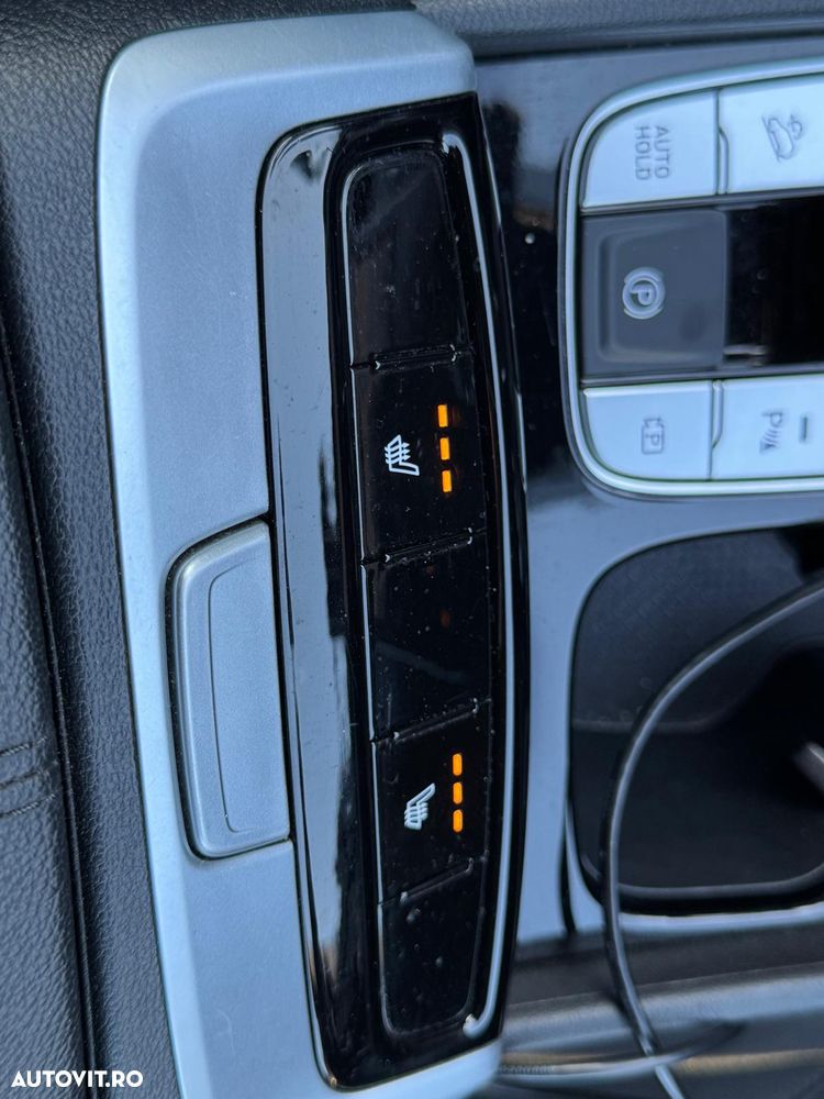 Hyundai Tucson 1.6 CRDi 48V-Hybrid 2WD DCT Trend - 23