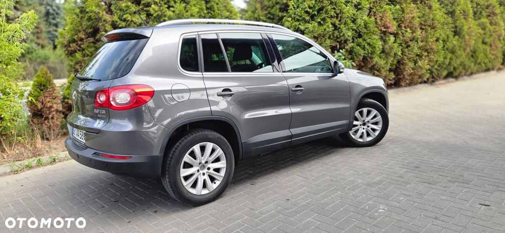 Volkswagen Tiguan 2.0 TDI DPF BlueMotion Technology Exclusive - 14