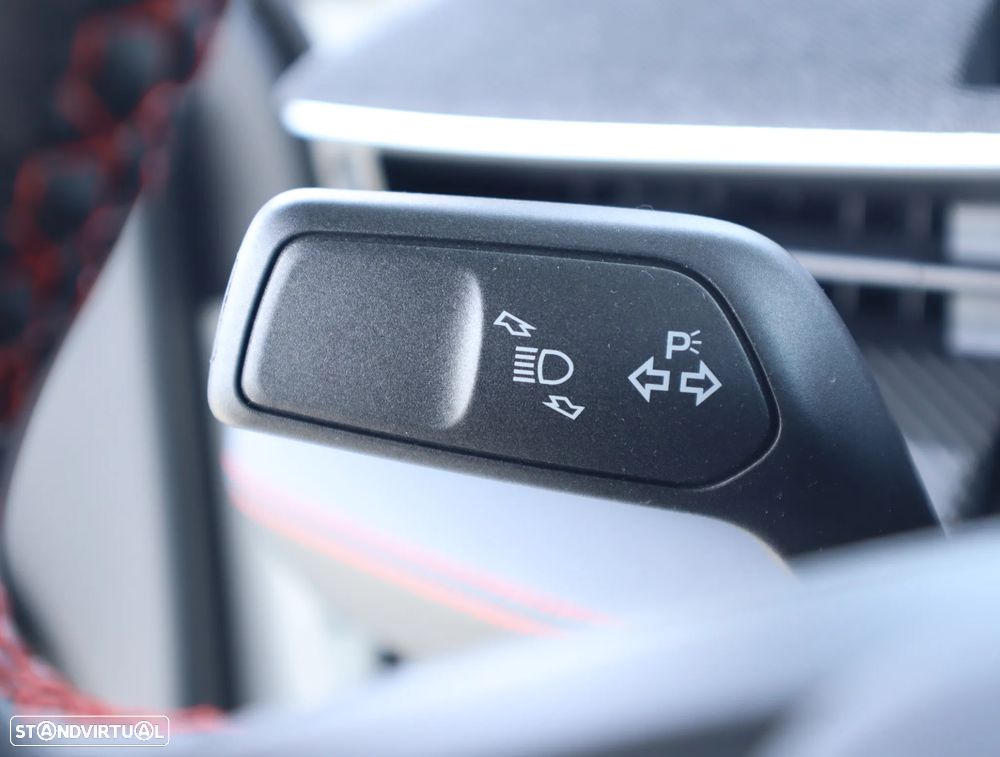 Ford Mustang Mach-E AWD PREMIUM - 41