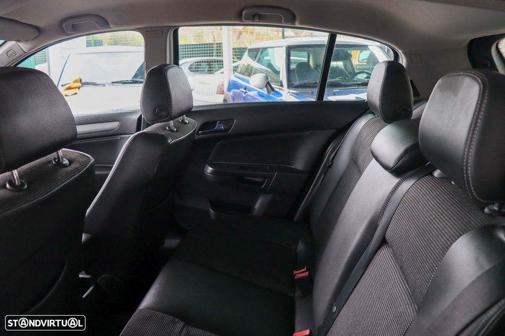 Opel Astra 1.3 CDTI Cosmo - 12