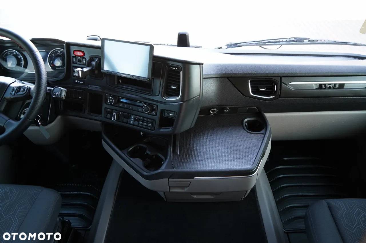 Scania R 450 / LOWDECK / MEGA / 2021 / PO ZŁOTYM KONTRAKCIE SERWISOWYM - 31