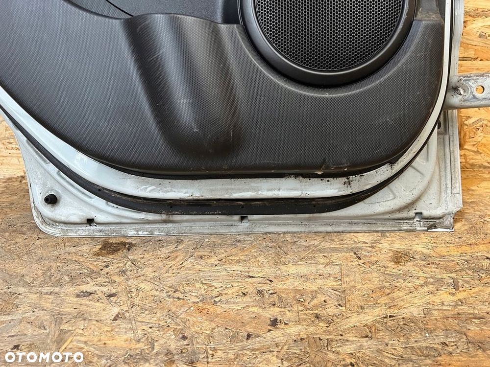 Drzwi TYLNE LEWE lewy tył KIA SOUL I 1 Lakier: 1H - 7