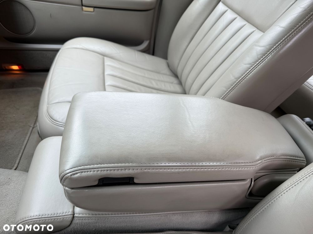 Lincoln Town Car 4.6 Signature - 29