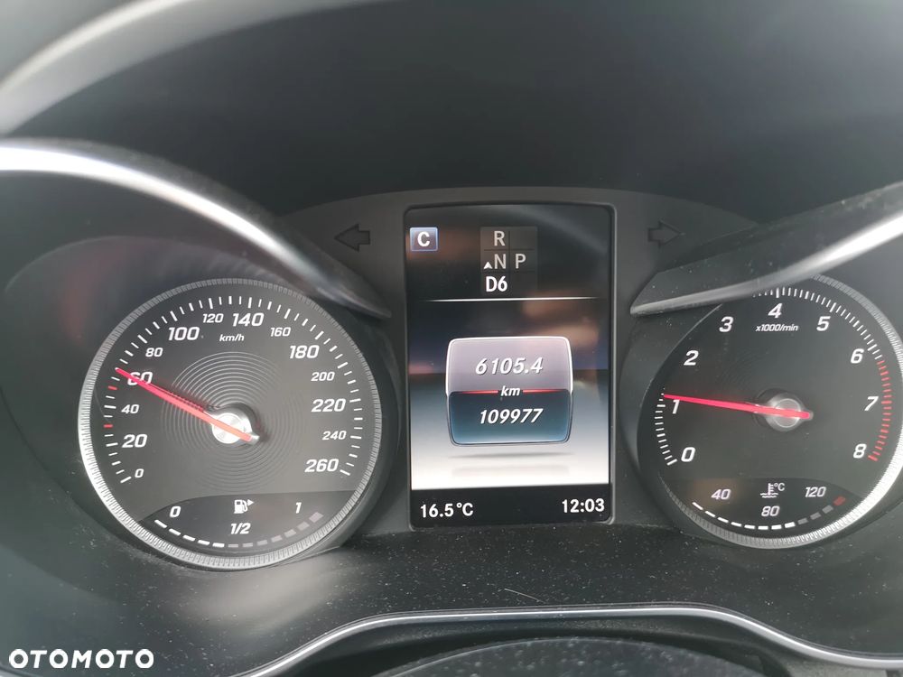 Mercedes-Benz Klasa C 250 7G-TRONIC - 10