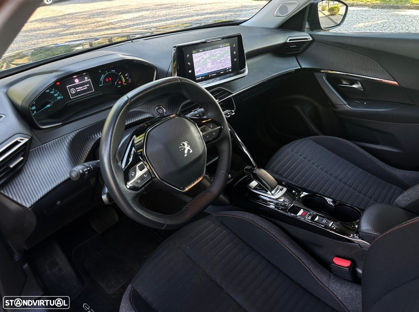 Peugeot e-2008 50 kWh Active Pack - 11