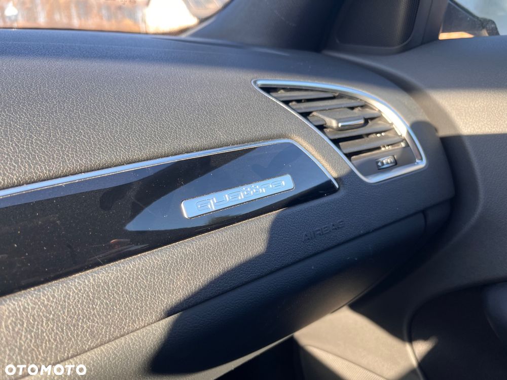 Audi A4 Avant 2.0 TDI DPF quattro S tronic S line Sportpaket - 30