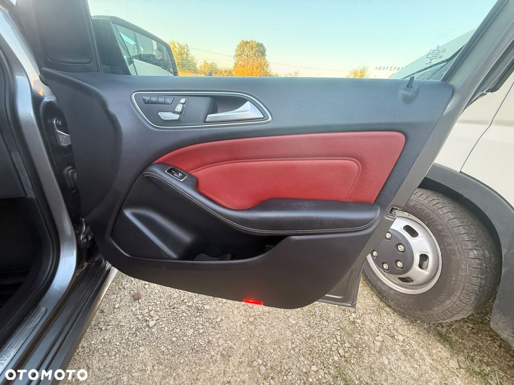 Mercedes-Benz Klasa B 200 (CDI) d AMG Line - 32
