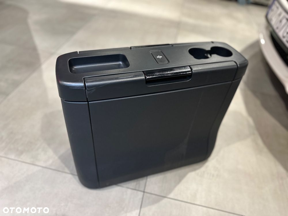 Mercedes-Benz Klasa V 300 d 9G-Tronic Exclusive (d³ugi) - 34