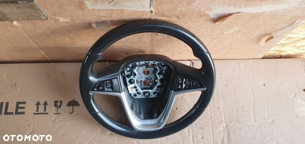 Kierownica multifunkcyjna multifunkcja skórzana skóra Opel Insignia A 13316547 - 2