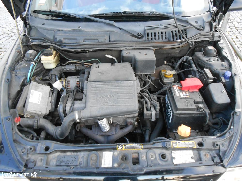 Lancia Y 1.2 Elefantino Blu - 24