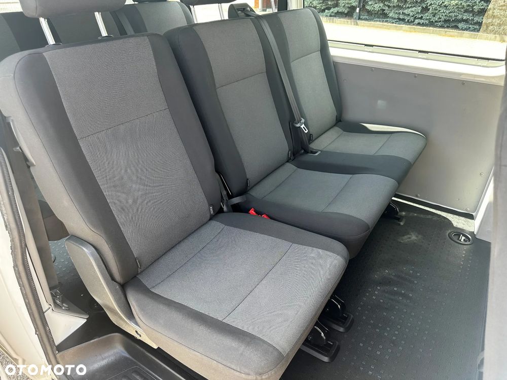 Volkswagen Transporter Lang - 23