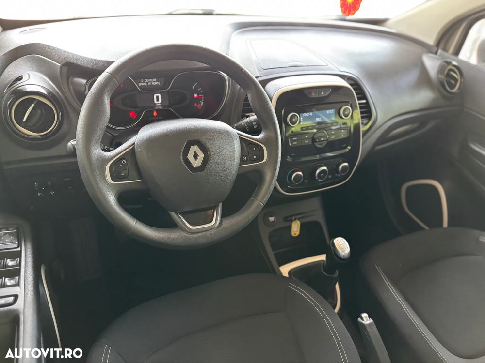 Renault Captur TCe Life - 12