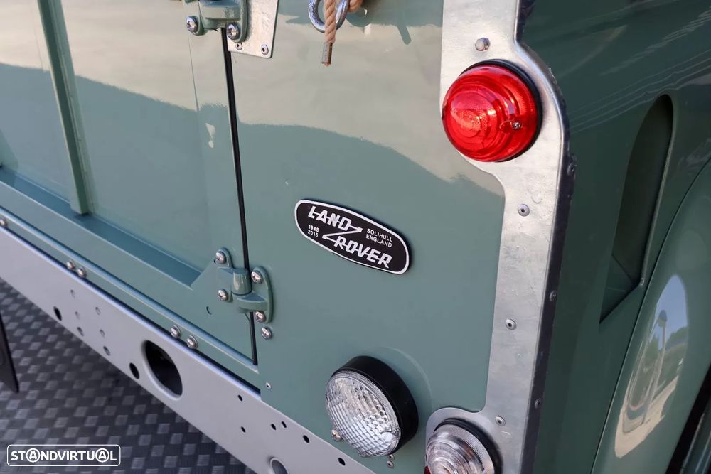 Land Rover Defender 90 SW 2.5 Td5 E - 15