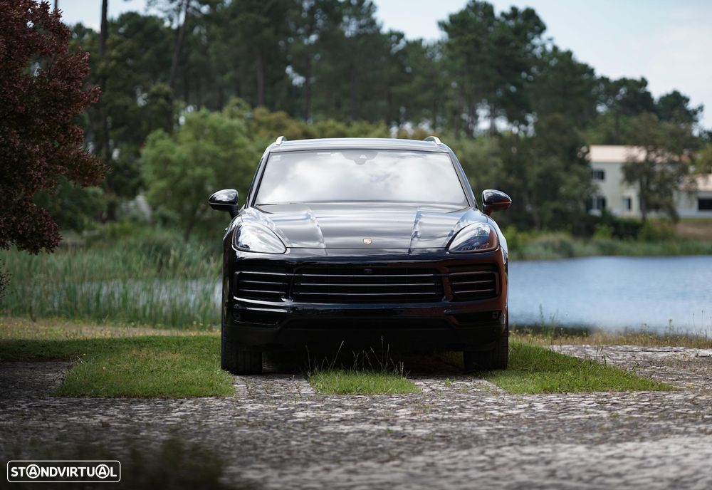 Porsche Cayenne - 4