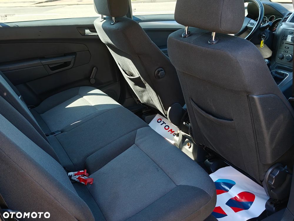 Opel Zafira 1.9 CDTI Cosmo - 19
