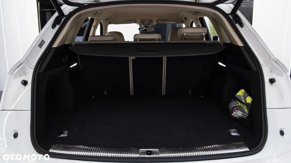 Audi Q5 50 TFSI e Quattro S tronic - 33