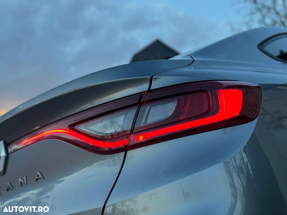 Renault Arkana E-TECH 145 Evolution - 12