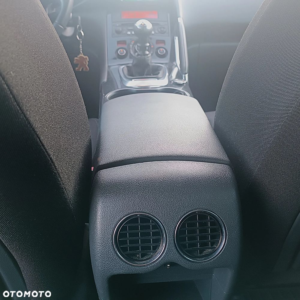 Peugeot 3008 1.6 HDi Trendy - 19