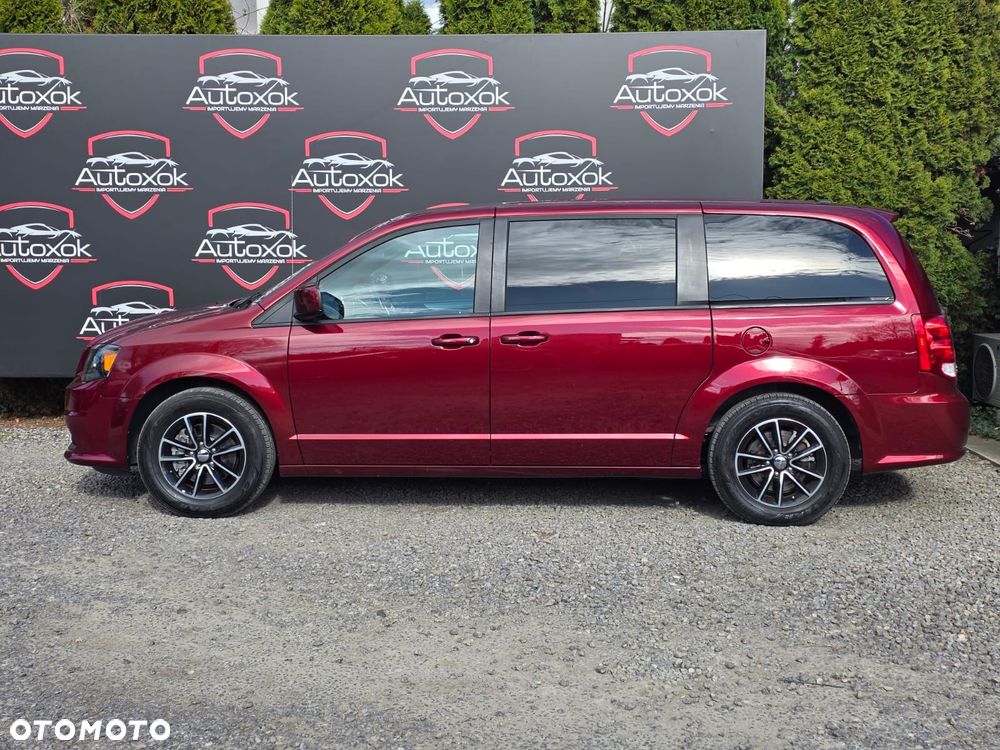 Dodge Grand Caravan - 7