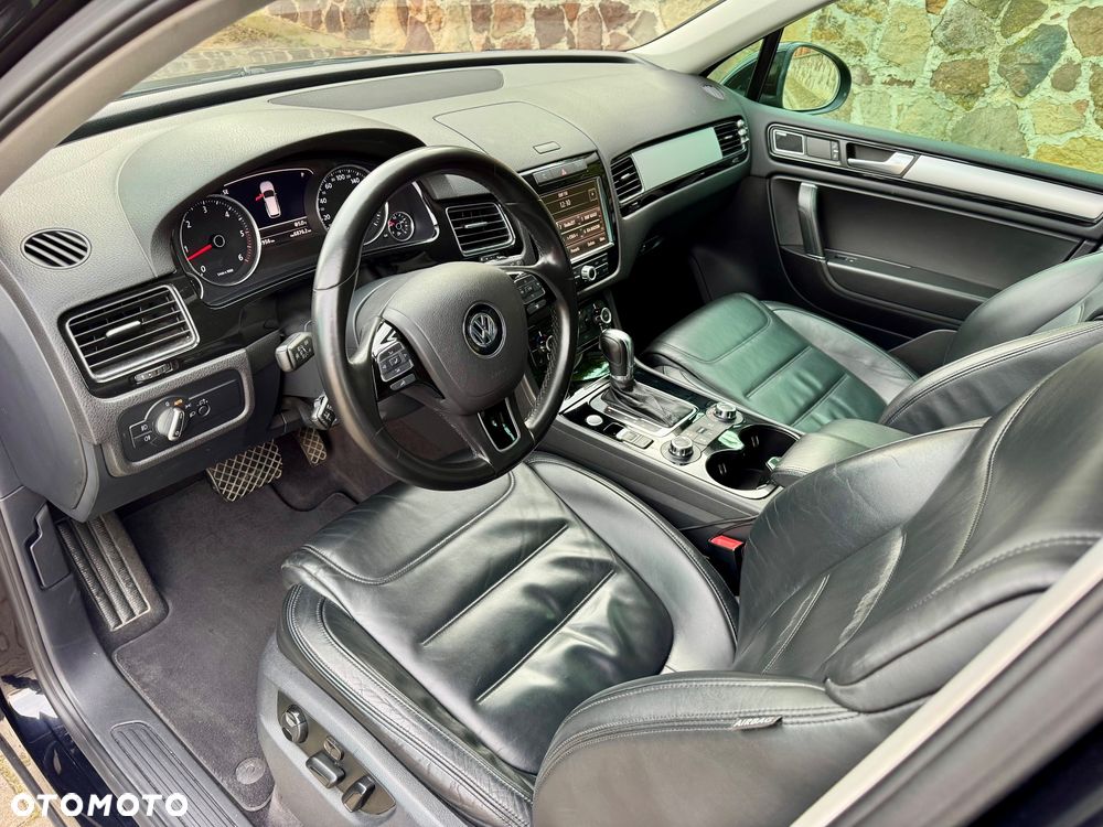 Volkswagen Touareg - 17