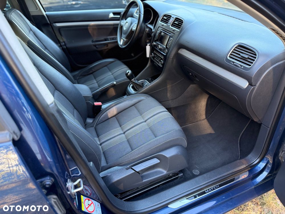 Volkswagen Golf 1.6 TDI DPF BlueMotion Technology MATCH - 13