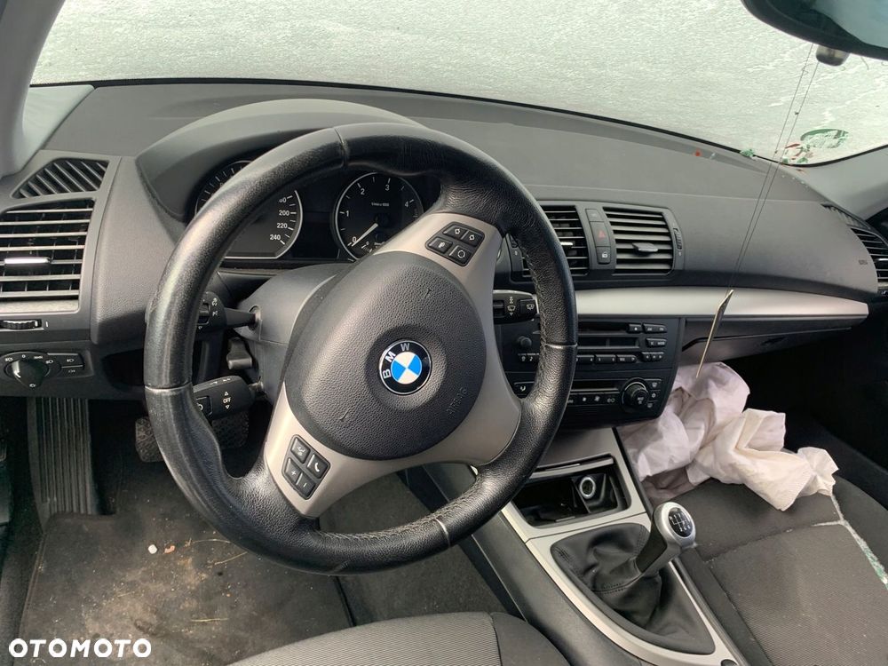 BMW 1 E87 deska poduszki pasy airbag - 1