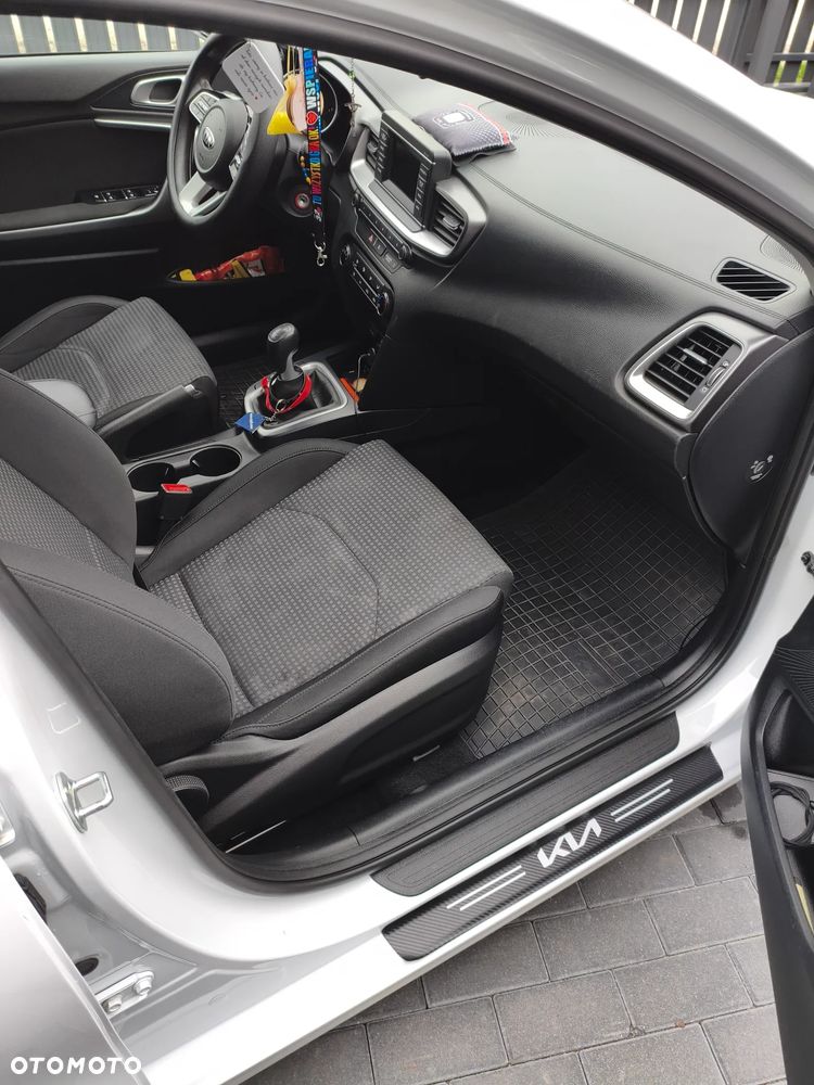 Kia Ceed 1.4 L - 20