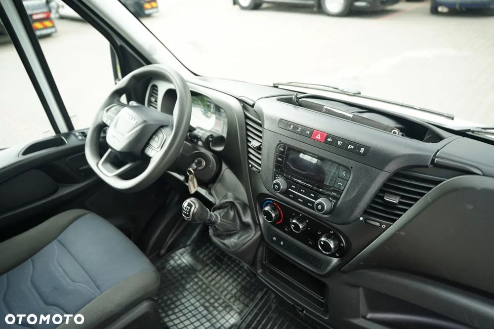 Iveco DAILY 35-160 / SKRZYNIOWY 4 M / MANUAL / BLIŹNIAK / 2020 / SPROWADZONY - 20