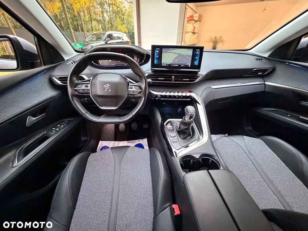 Peugeot 5008 BlueHDI 130 EAT8 Active Pack - 6