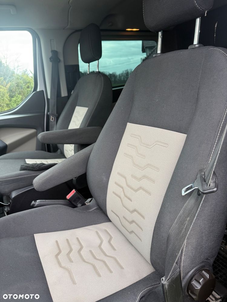 Ford Transit Custom 290 L1H1 Limited - 10