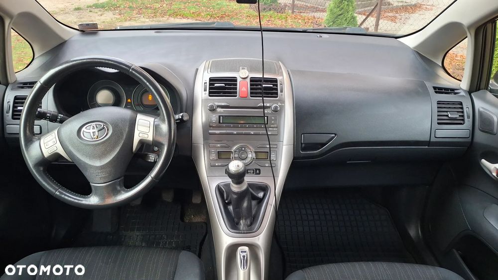 Toyota Auris 1.6 VVT-i Sol - 10