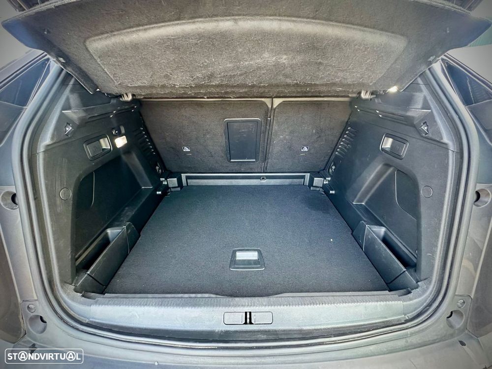 Peugeot 3008 1.5 BlueHDi GT Line EAT8 - 21