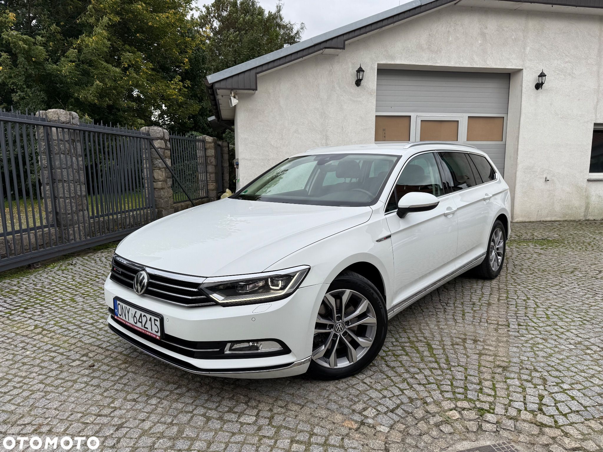Volkswagen Passat 2.0 TDI BMT 4Mot Highline DSG - 1