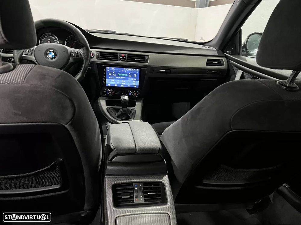 BMW 320 d Coupe Edição M - 21