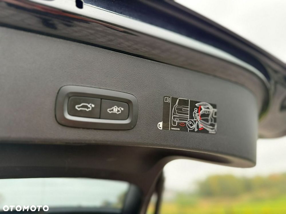 Volvo XC 40 - 39