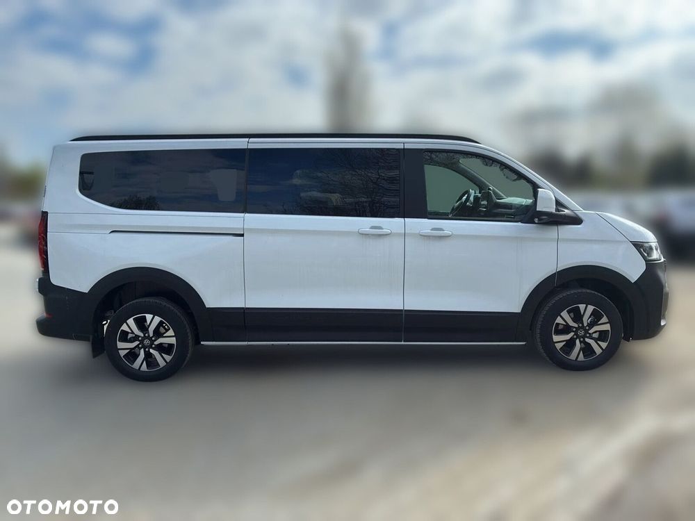 Volkswagen Caravelle - 8