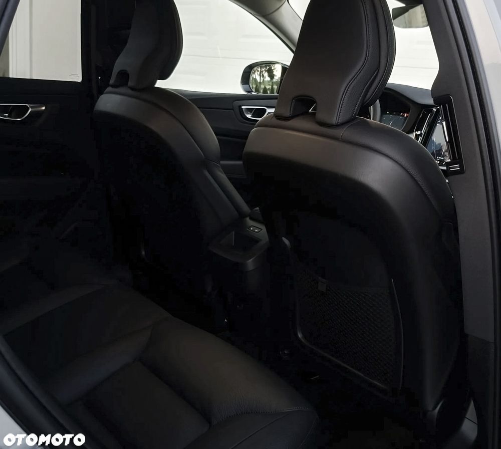 Volvo XC 60 B4 D Geartronic RDesign - 27