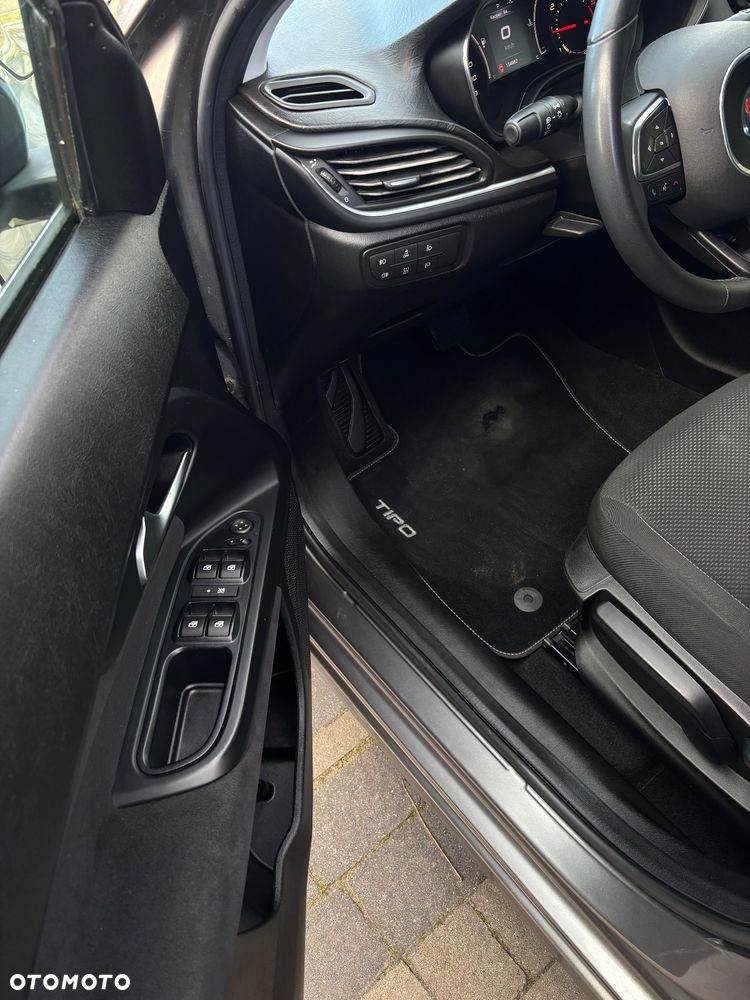 Fiat Tipo 1.6 MultiJet DCT Easy - 17