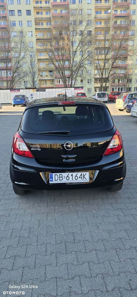 Opel Corsa 1.4 16V Cosmo - 2