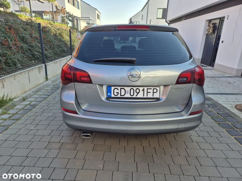 Opel Astra IV 1.4 T Sport - 6