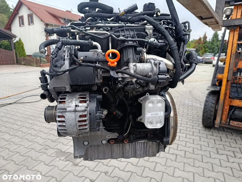 VW TOURAN II 2 1T 1.6 TDI SILNIK KOMPLETNY CAYN - 4