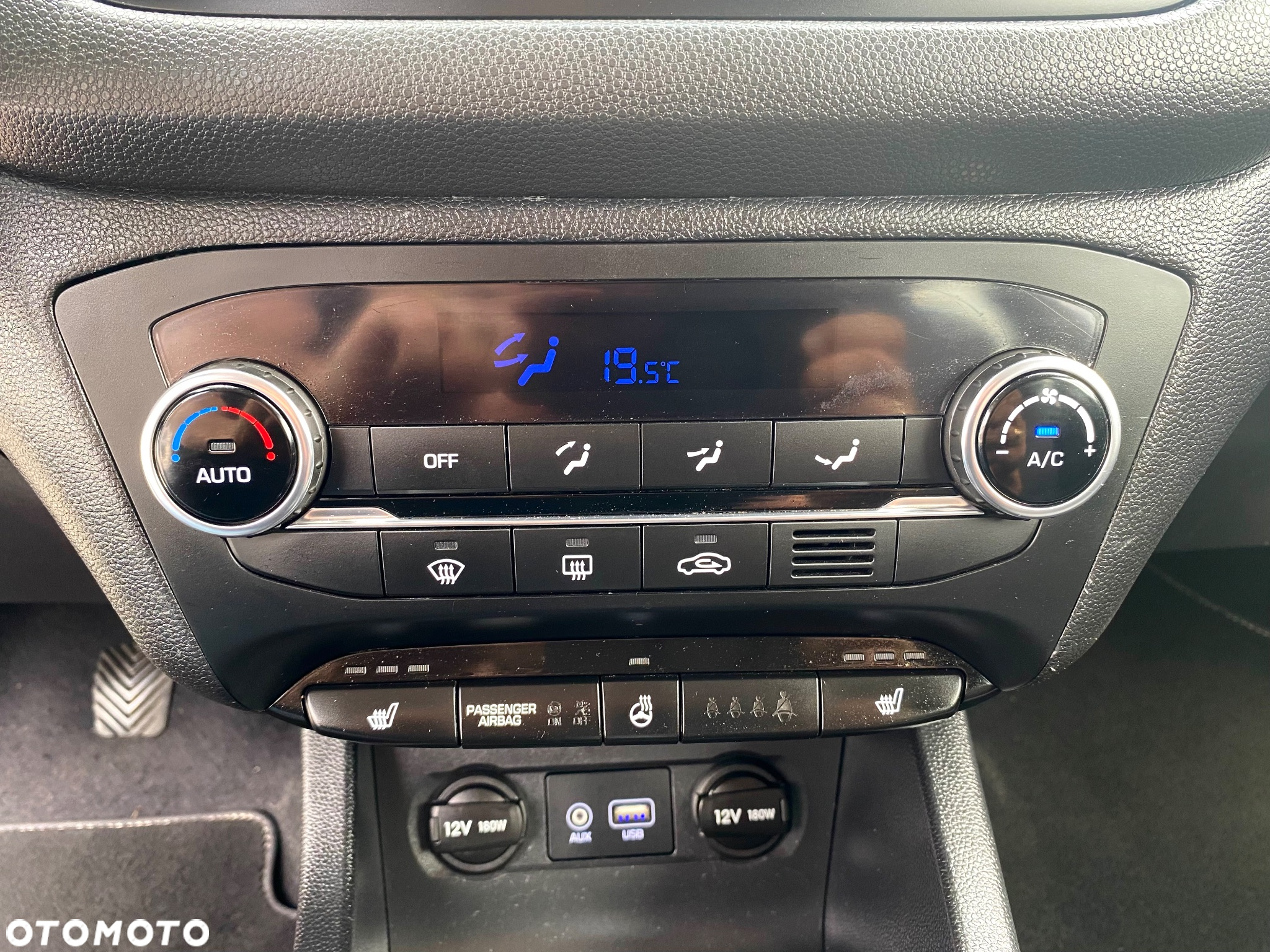 Hyundai i20 - 18